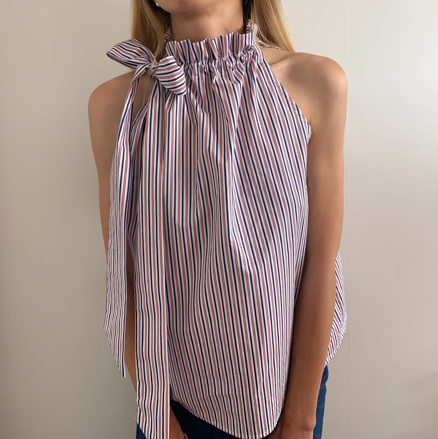 Pre-loved Ruffle Bow Top /6