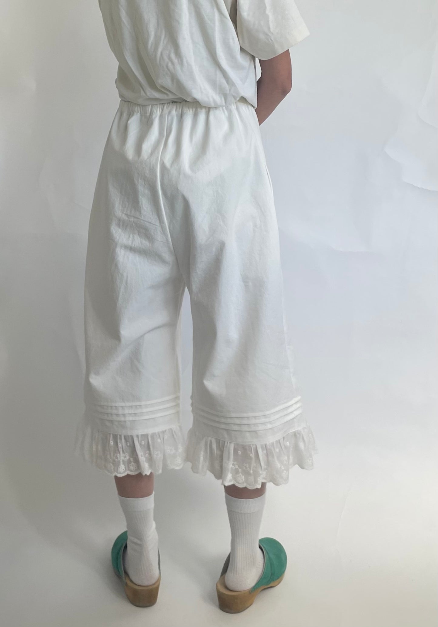 Womens Cotton Lace Cropped Pants