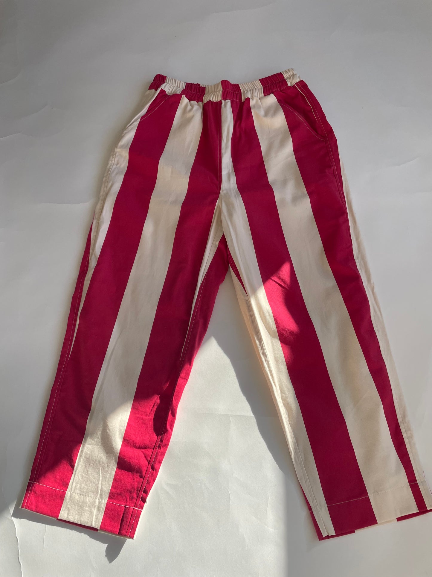 Brand new - ready to ship / Womens Market Umbrella Carrot Pants / 10