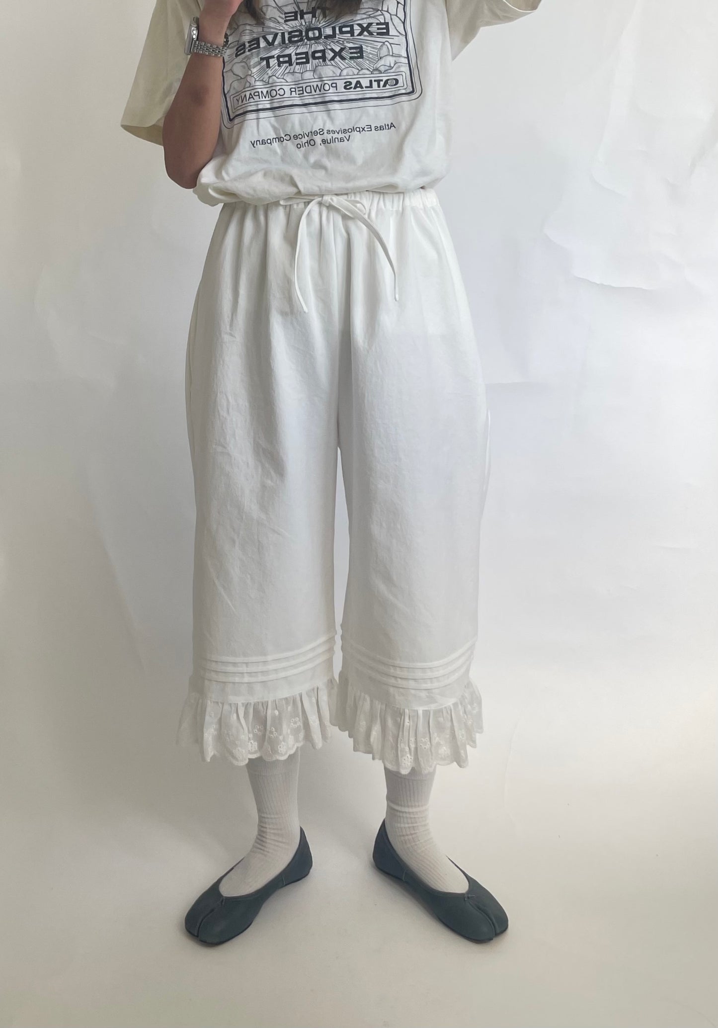 Womens Cotton Lace Cropped Pants