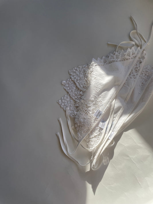 Girls Vintage Lace Headscarf