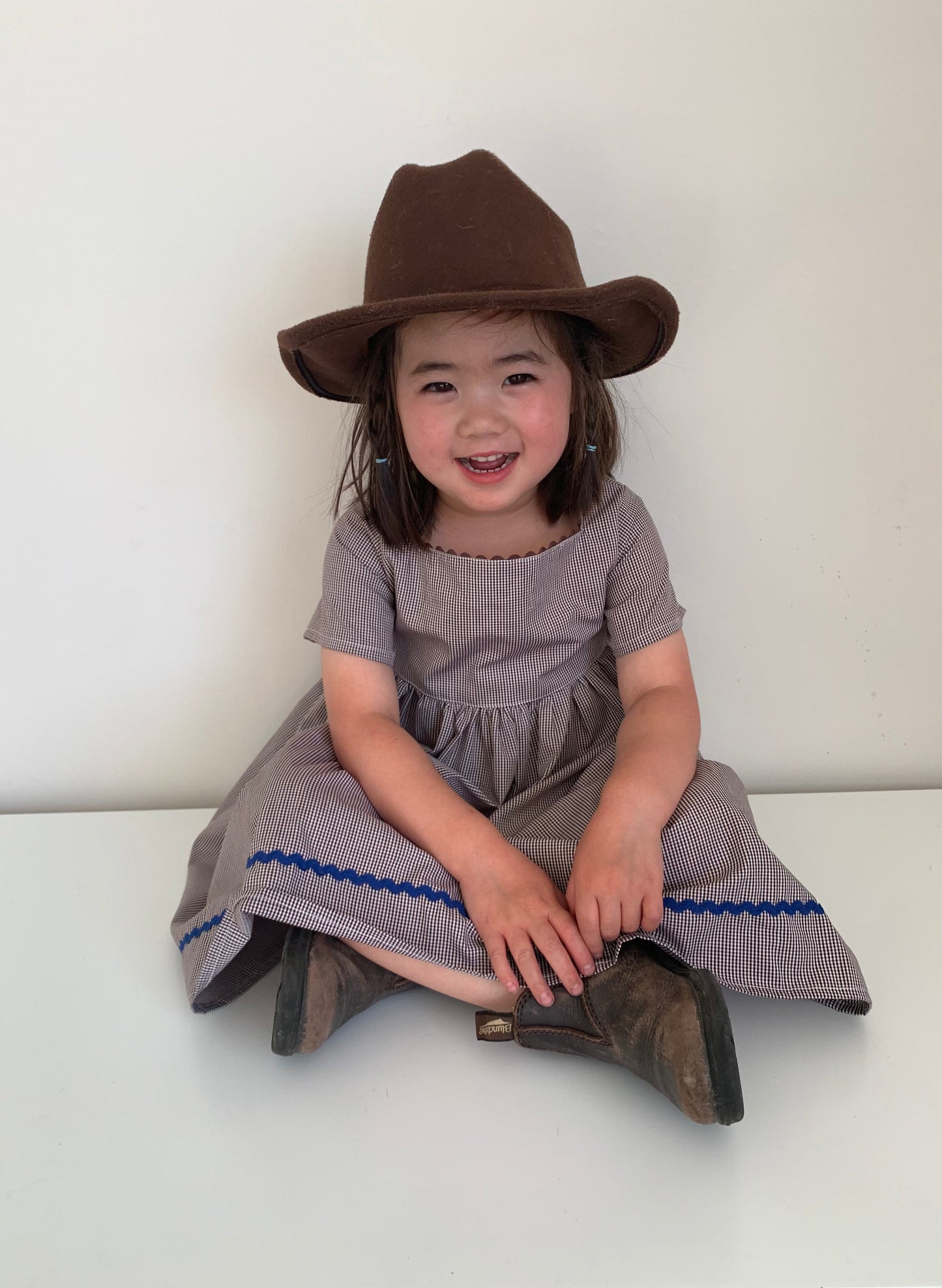 Pre-loved Girls Square Neck Dress / 3-4Y