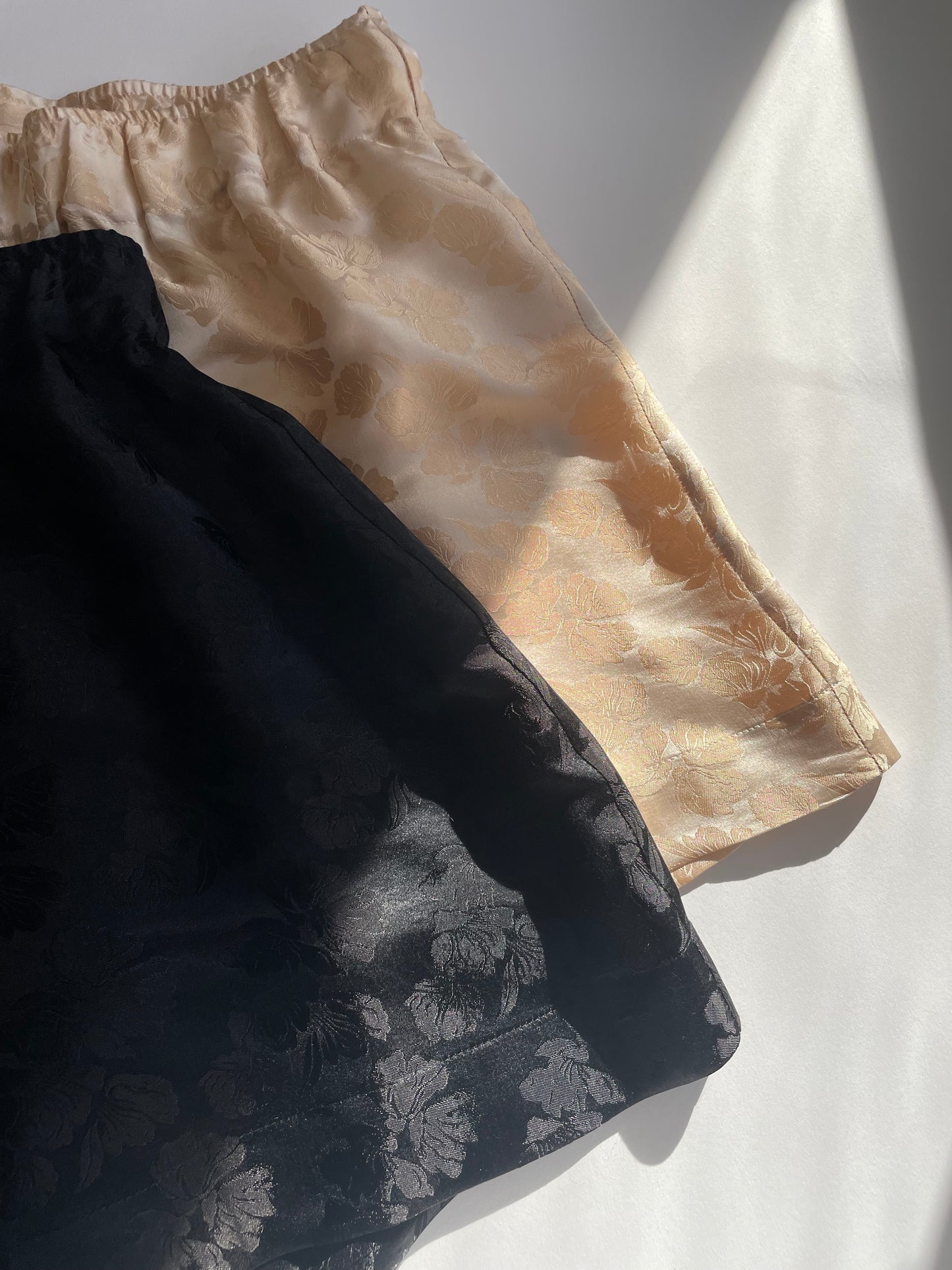 Womens Floral Pure Silk Shorts