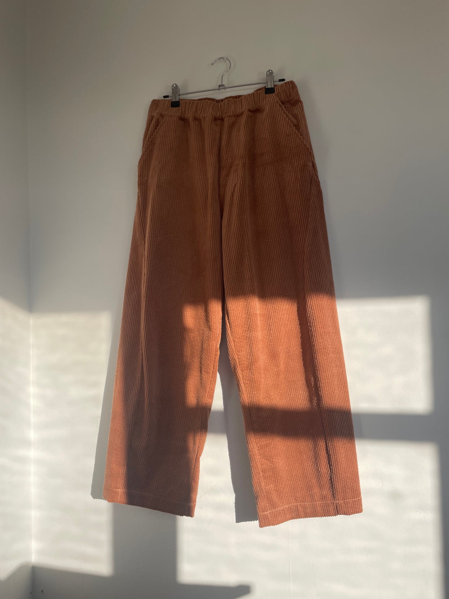 Womens Corduroy Arc Carved Pants