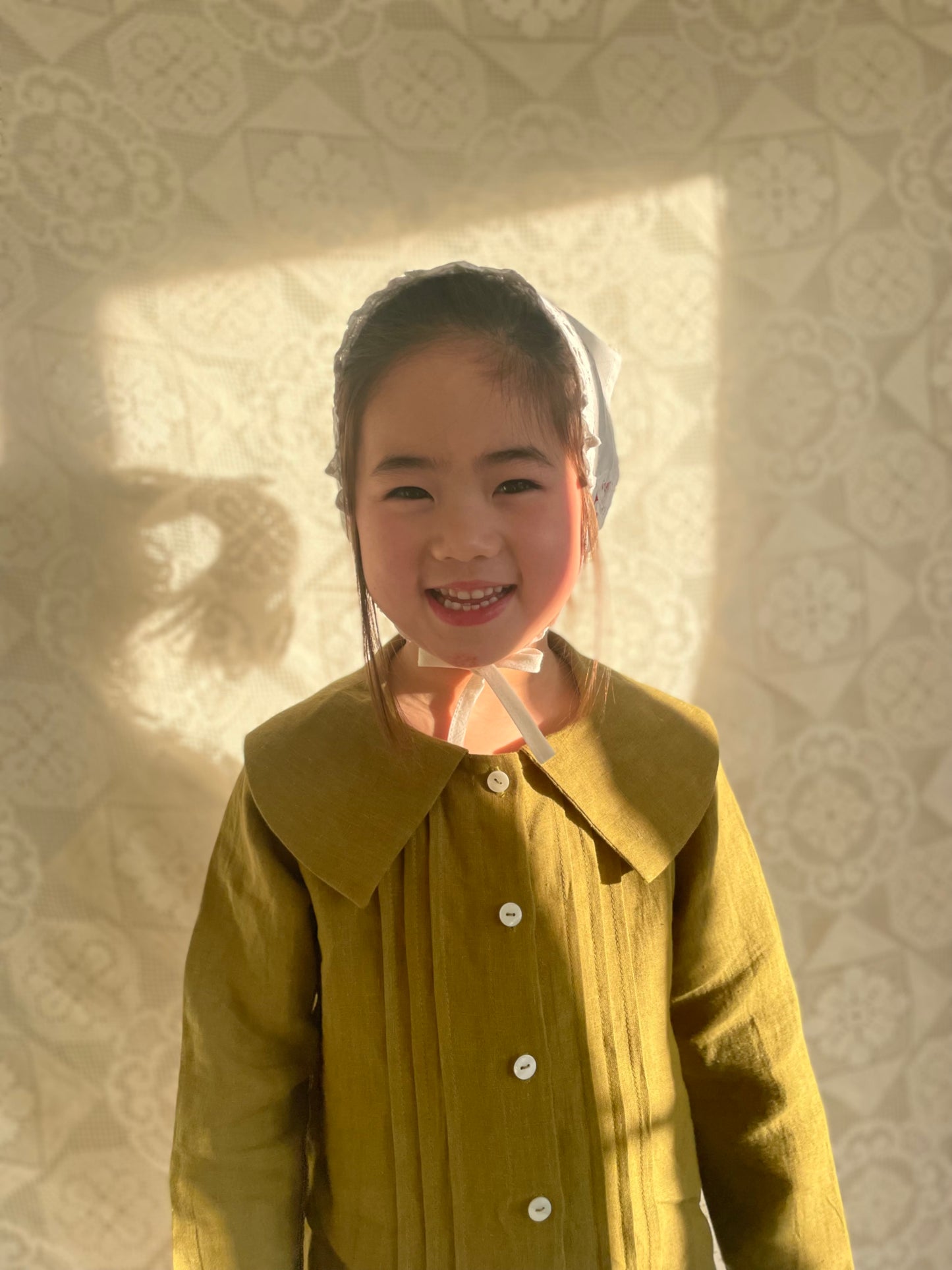 Girls Vintage Lace Headscarf